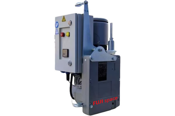 High-speed winch for elevator installation, 1000 kg