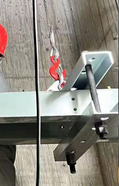 Universal elevator car frame beam clamp