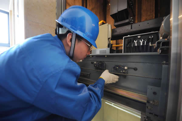 FUJI Space worry-free service for the whole process escorting the global elevator cooperation journey